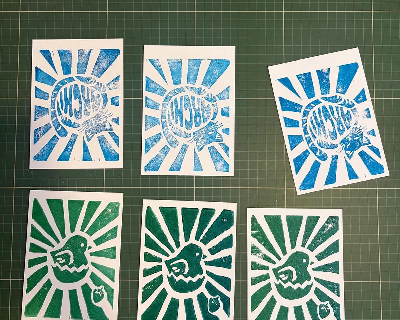 Cartes gravées, deux motifs, printmaking made at Artichaut in Montmartre