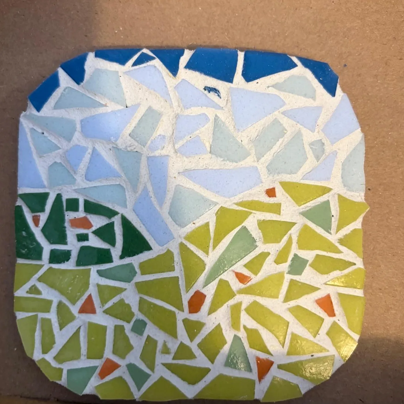 Dessous de plat, paysage en mosaïque, mosaic made at Artichaut in Montmartre
